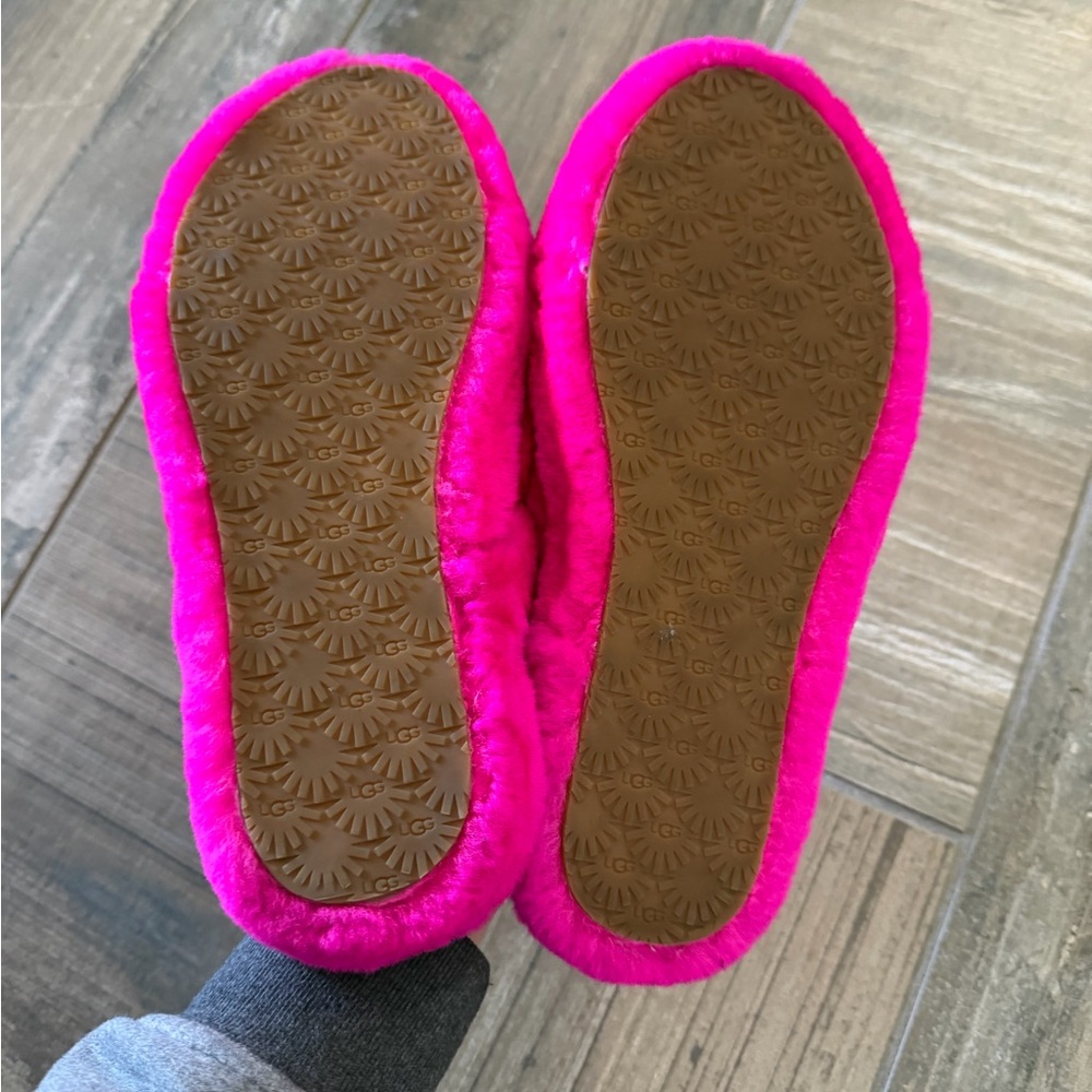 Ugg pink fluff yeah slides - image 10